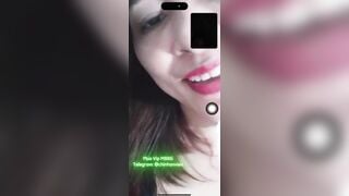 Vợ Dâm Gọi Video Kích Dục Cho Chồng Ở Xa