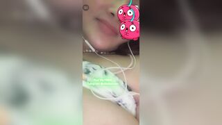 Máy Bay Bướm Múp Vừa Cạo Lông Gọi Chat Sex Với Trai Trẻ