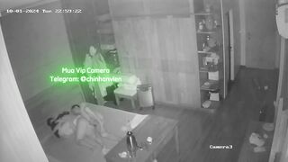 Hack Camera Phòng Ngủ Vừa Địt Vợ Dâm Vừa Trông Con