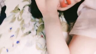 Dụ dỗ gạ chịch tung lồn được em gái Loli lồn không lông siêu ngon