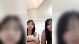 2 em gái chơi 1 thằng