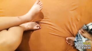 Mới lên đại học đã bỏ nhà theo trai