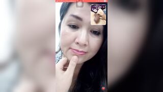 Call video thủ dâm cùng chị máy bay chồng đi công tác xa