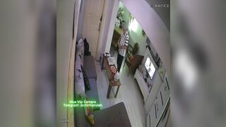 Hack Camera Ngoại Tình Với Cô Hàng Xóm Ở Phòng Khách