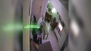 Hack Camera Ngoại Tình Với Cô Hàng Xóm Ở Phòng Khách