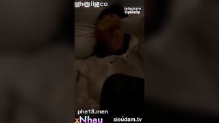 Dụ đc em gái vào nhà nghĩ