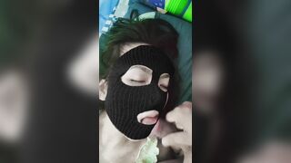 Kết thúc mùng 2 Tết với mồm của em họ
