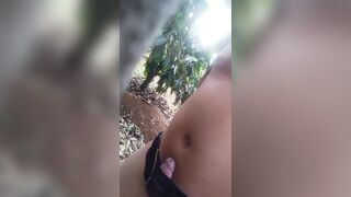 Chỉ thích đồ lót