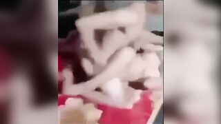 em gái nquynh lông mới mọc đã đi gạ gẫm