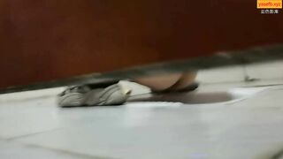 Toilet 8