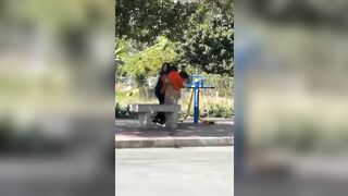 2 em học sinh thích đụ nhau bị người khác nhìn