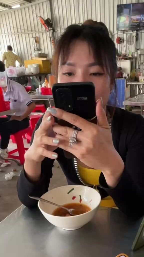 Có quả chị xếp như này kh địt hơi phí