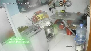 Hack Camera Máy Bay Vú To Thay Đồ