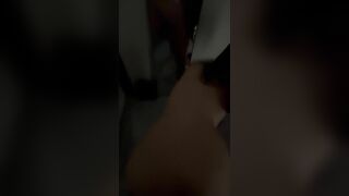 Doggy em sinh viên mông to khẩu dâm