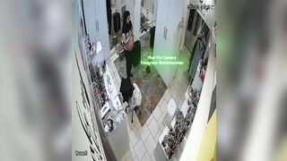 Hack Camera Phòng Thay Đồ Máy Bay Ấn Độ