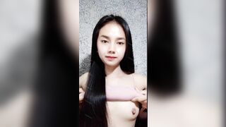Em gai khoe vu