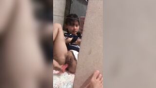 Mượn đt con em Phát Hiện Nó Thủ Dâm Mới Tí Tuổi