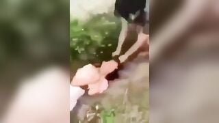 Đánh nhau đòi tiền