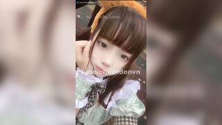 Gái Xinh Coslay Ra Ngoài Công Viên Khoe Hàng