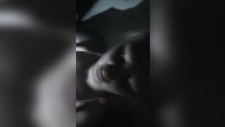Em trai cho chị họ bú