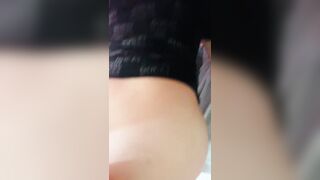 bé sinh viên thích địt nhưng ngại không muốn cởi áo