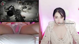 StripChat cam live song_99 ngày 18/02/2026