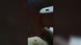 thanh niên khốn nạn đã địt gái dưới 18 còn quay lại video