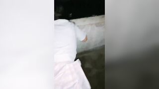 lén địt em học sinh mới lớn ở cầu thang
