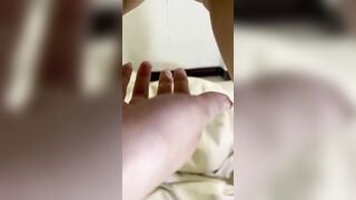 Suốt ngày rỉ nước