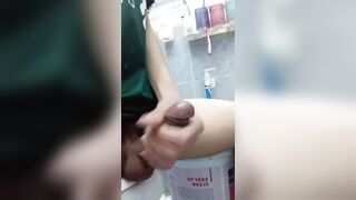 Sục cặc nhỏ