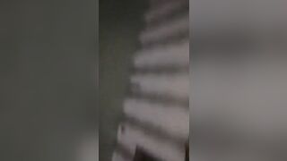 khổ thân con bé không muốn bú mà cứ nhết vào mồm