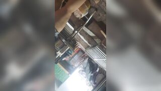 [ 68 ] | Quay lén cặp đùi của chị chubby bán cơm tấm | #1