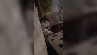 2 em học sinh lén đụ nhau trong quán trà sữa