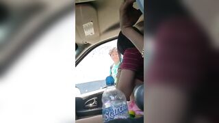 Hỏi đường trai lạ rồi cho sờ nắn vú đít