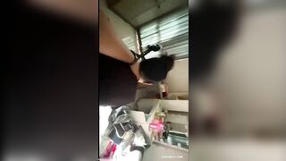 ĐÈ E VỢ RA GIƯỜNG, SAU ĐÓ TÔI ĐỊT TỚI TẤP