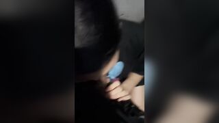 Ra đầu ngõ gạ em rau bú mút con cặc dâm đãng kích thích