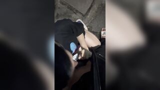 Ra đầu ngõ gạ em rau bú mút con cặc dâm đãng kích thích