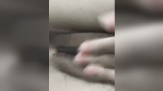 bé rau yêu xa em mới lớn nứng quá đành tự thủ dâm - phần 2