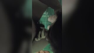 bé loli ngoan ngoãn chiều chuộng