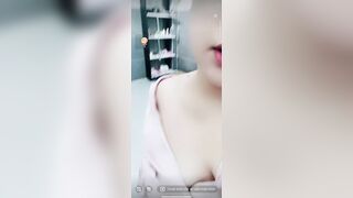 Nứng quá live thủ dâm