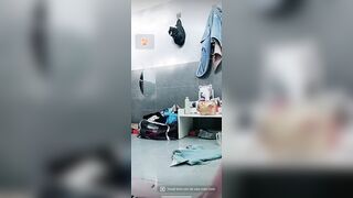 Nứng quá live thủ dâm