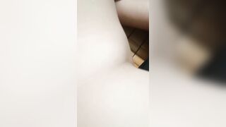 phá trinh cái lồn non nớt của bé 2k9 lún phún mấy sợi lông