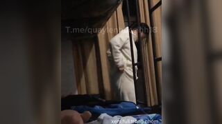 Quay lén bạn cùng phòng ở kí túc xá nữ trường th