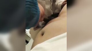 Bác sĩ vắt sữa 6