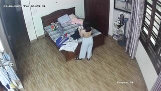Hack cam thằng em giúp con chị lớp 10 thay đồ p16
