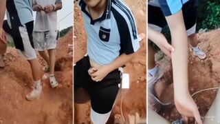 Bà cô nứng lồn gạ chịch mấy em nam học sinh quan hệ tình dục