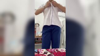 học sinh mới lớn lồn trắng hồng không lông vú tròn mơn mởn