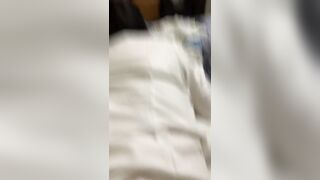 bé sale ô tô lộ clip địt nhau với khách mua xe cực nứng