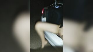 Nữa đêm dắt bé e họ mình dây dth ra bãi đất trống cho th b đụ tập thể nhỏ e với mình