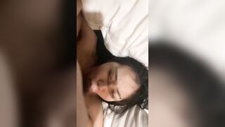 chim to quá em ngậm còn không hết nửa